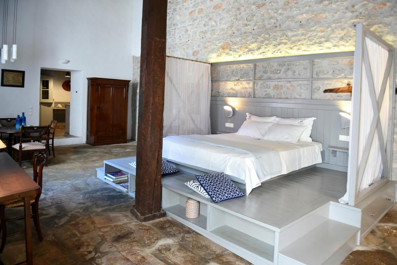 Keresbino Hydra Manor House Villa Buitenkant foto