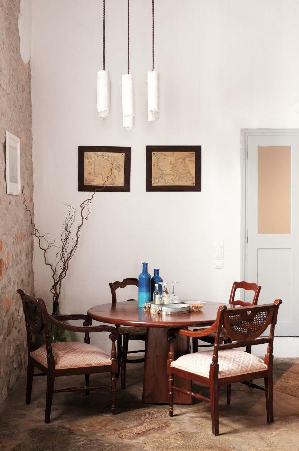 Keresbino Hydra Manor House Villa Buitenkant foto