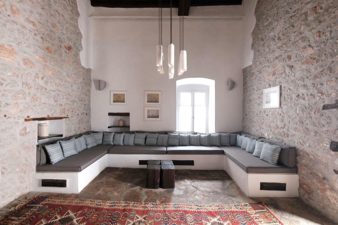 Keresbino Hydra Manor House Villa Buitenkant foto